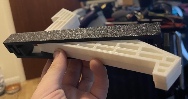 Tablet stand with separable spacers