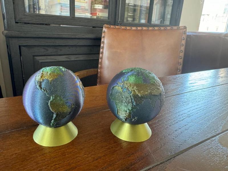 3D Earth Model from 48K Displacement Map