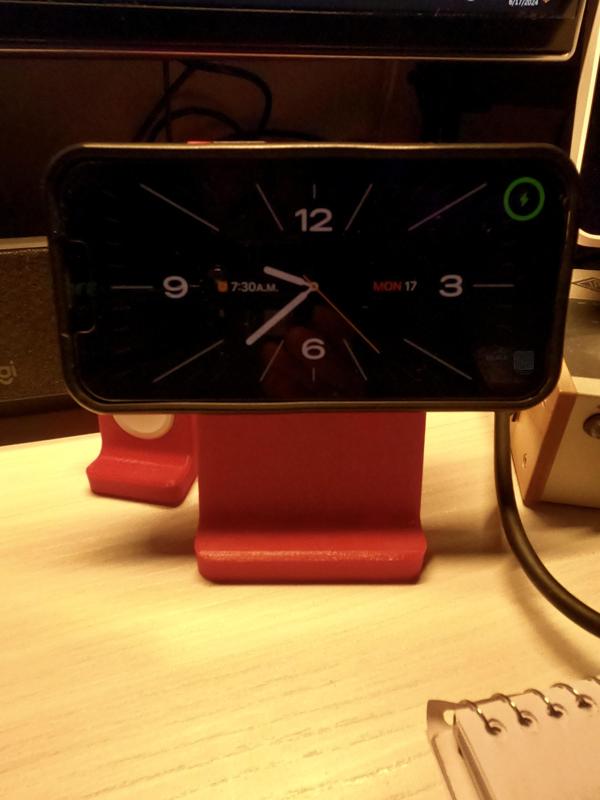 Belkin MagSafe wireless charger stand