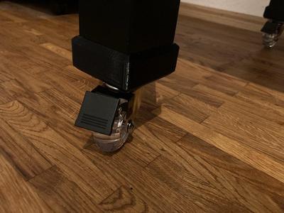 Yet another Ikea Lack feet for roller