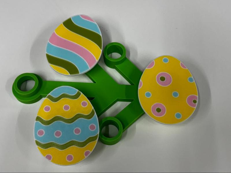 Easter Egg that work on the Giant Wreath 