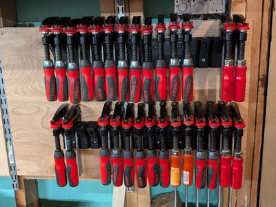 Clamp Rack for 2.5" Throat Bessey Tradesman Series F Clamps TGJ2.5[xx]