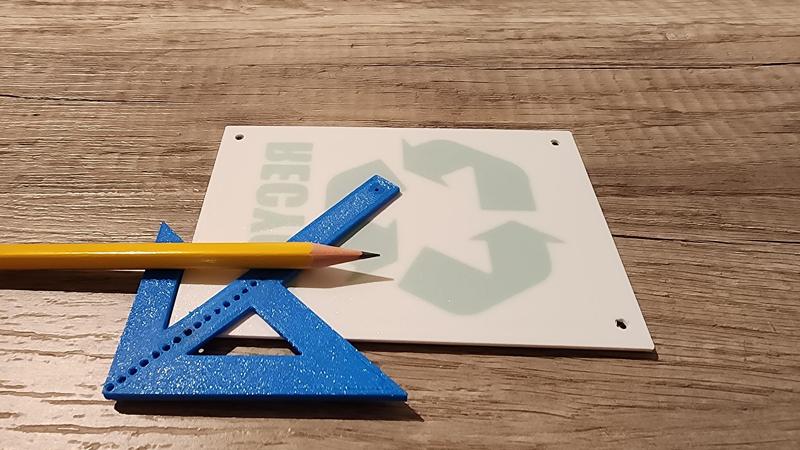 Tool for marking holes in corners (drill later)