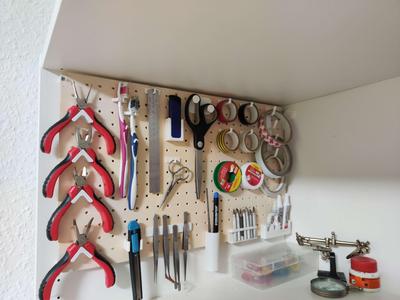 Acessories for my DIY pegboard