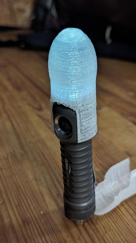 Flashlight diffusor-cap camping-light