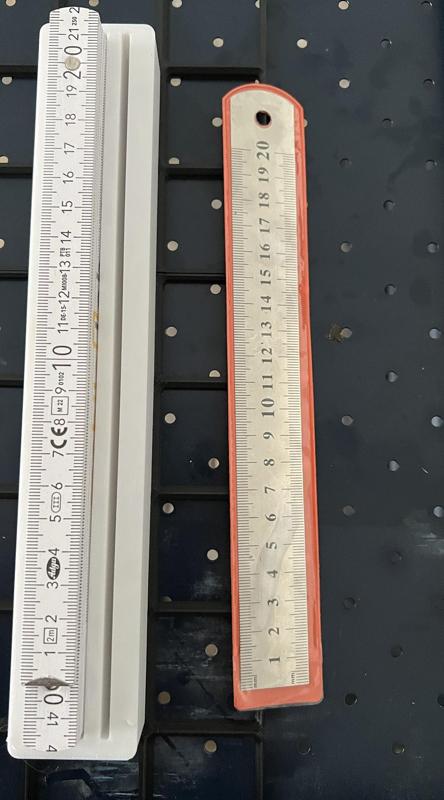 Gridfinity bin for ruler