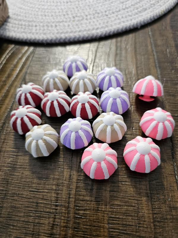 Bundt cake croc charm