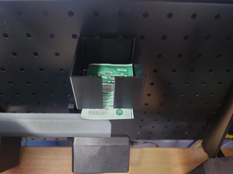 Wet Wipe Holder (for Pegboard with Round Holes)