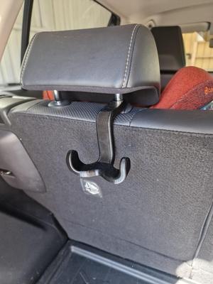 Car shoppingbag hold // HoldUrSacks