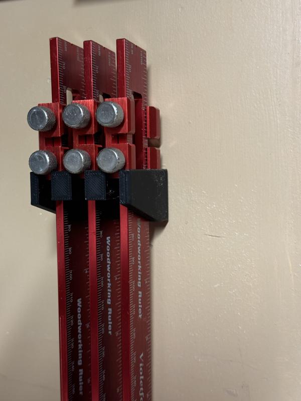 Woodworking ruler wall rack