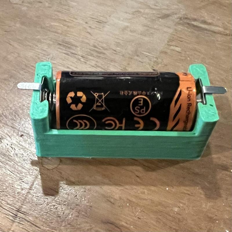 CR123A Battery Holder for AA spring contacts Remix