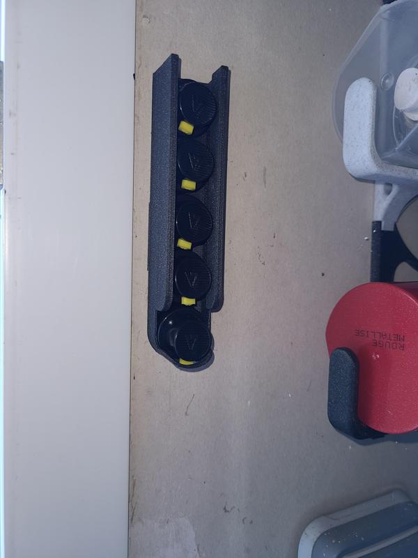 Distributeur embout bombe peinture