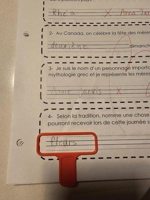 Teacher/Children's text correction concentration tool