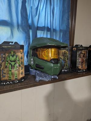 Halo Legendary Helmet Stand (Remix)