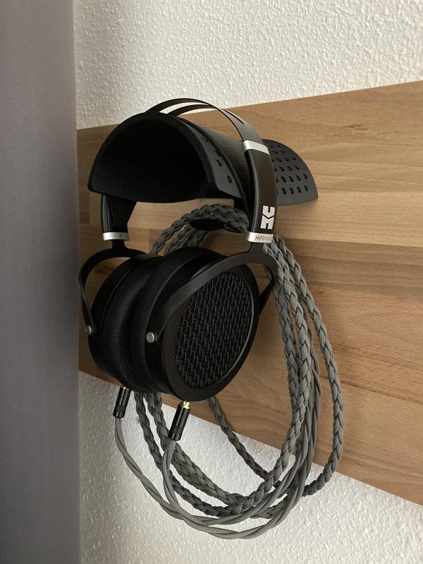 Sturdy Wall Mount Headphone Holder (Remix)
