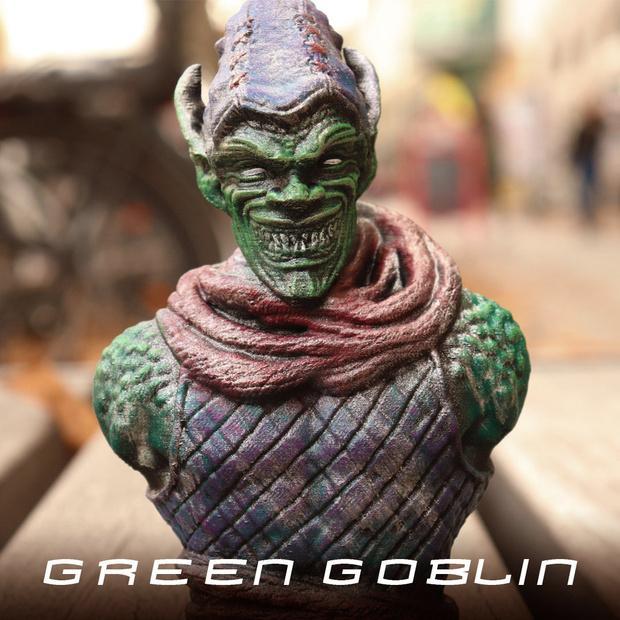 Green Goblin from the Spiderman Comics (support free bust)