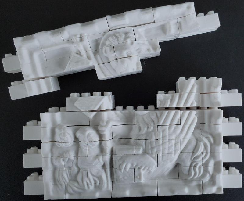 Montini Lion Wall Set (Lego Compatible)