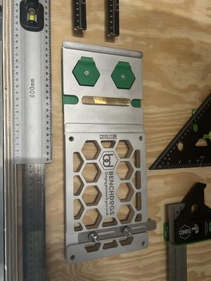 Benchdogs UK Railsquare Mk1 wall bracket