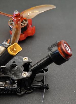 GEPRC Mark 4 support antennes CADDX et RX