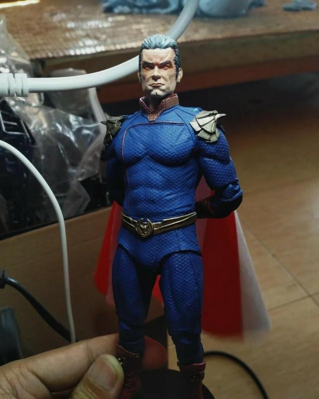 homelander _head and shoulder pack