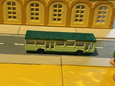 Urban bus 2 (z-scale)