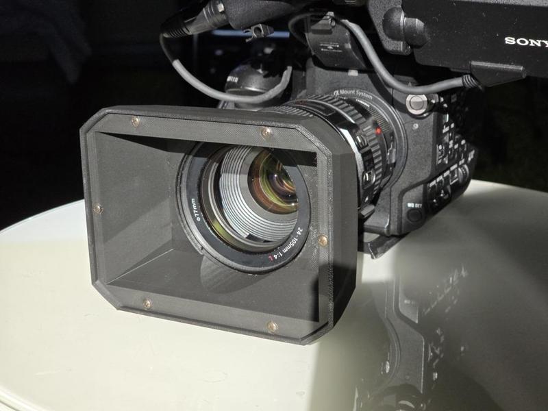 Lens Hood for Canon 24 - 105 mm F4 IS USM L / XDCAM PXW Style