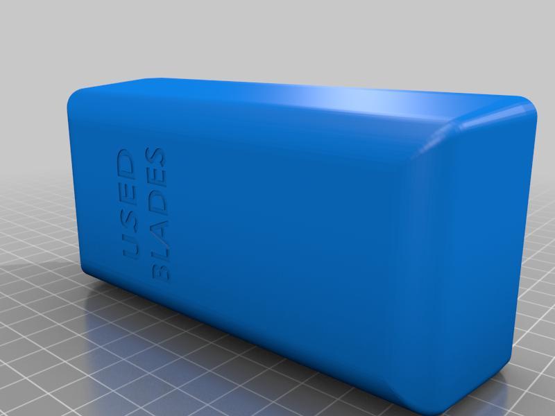USED BLADE DISPOSAL CONTAINER