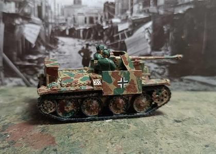 JAGDPANZER 38(t) improvised.