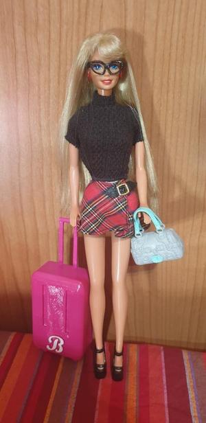 BARBIE SUITCASE