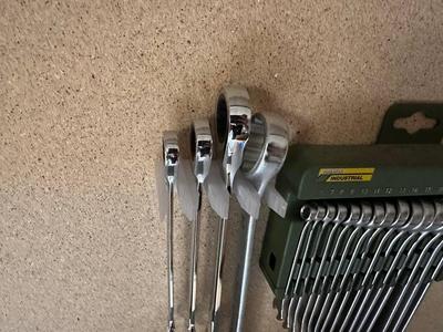 Ring- und Maulschlüssel Halter