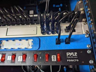 Arris Modem Rackmount Bracket with 2 Keystone 
