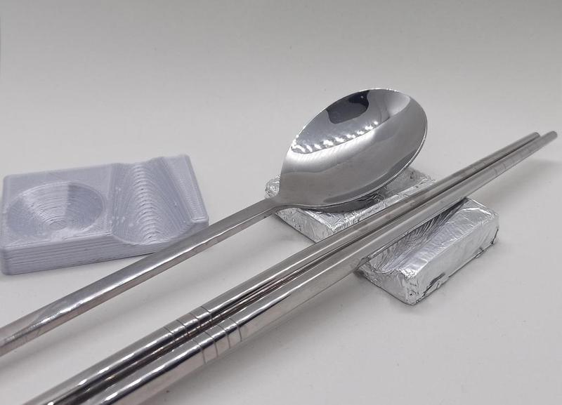 Korean chopstick holder (spoon too) 