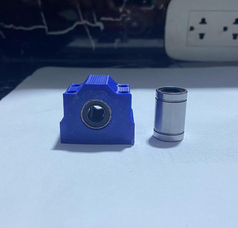 BLOQUE PARA EL RODAMIENTO LM8UU PARA MINI CNC 