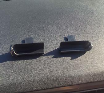 Dashboard Phone Mount