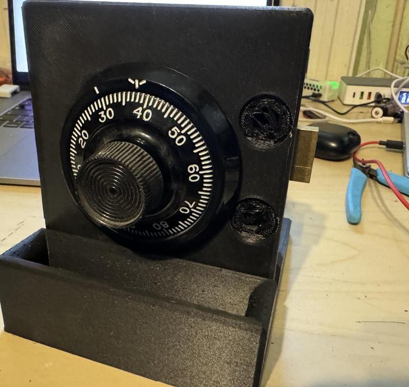 Sargent & Greenleaf 6600 safe lock stand 