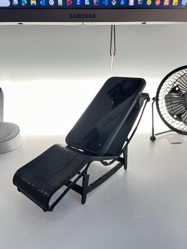 Le Corbusier Phone Chair