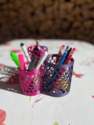 Hexagonal pen Holder