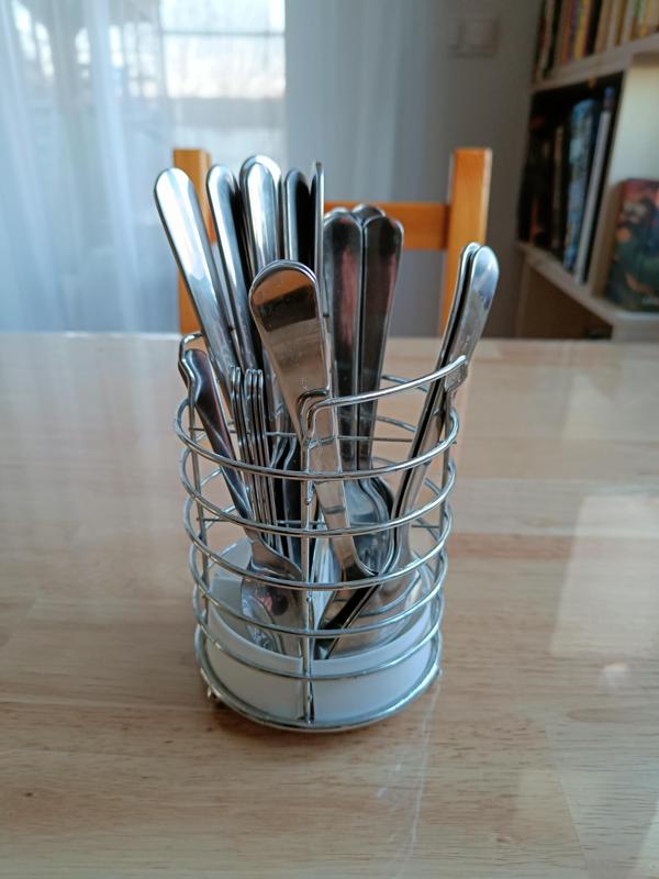 Cutlery holder insert