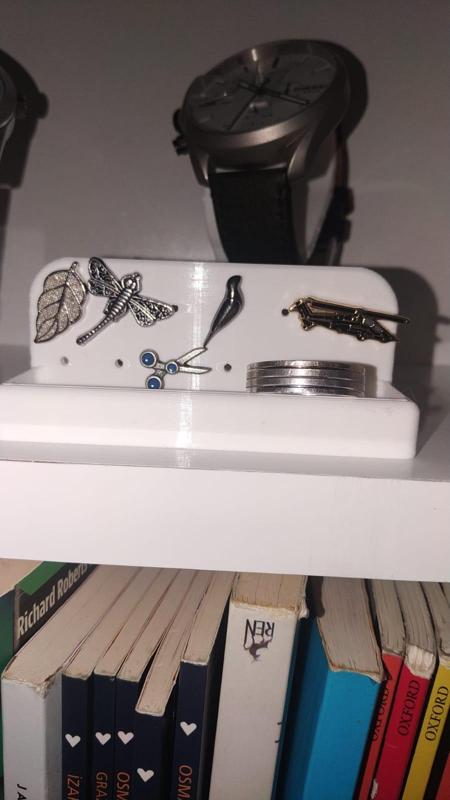 Lapel pin, brooch & ring holder