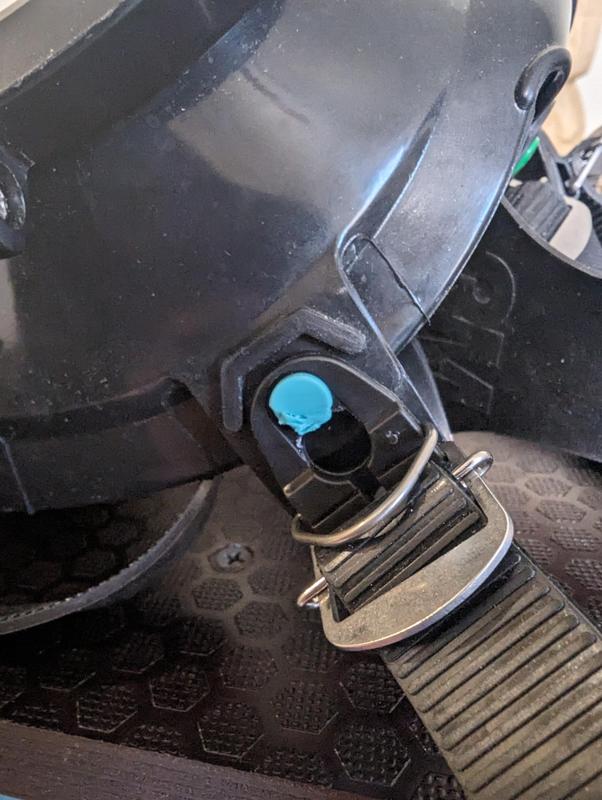 3M Gas Mask Headband Pin