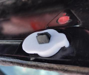 AUDI warning triangle compartment cover arm lock, Compatible with A6 C5 and A4 B6