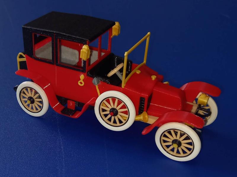 Renault CB  1:32 Titanic