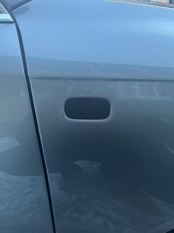 Audi A6 C6 fender plug