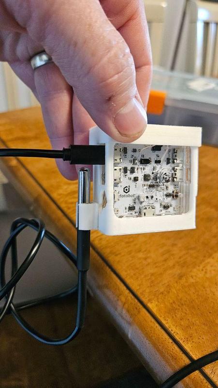 Databot Wall Mount-Case