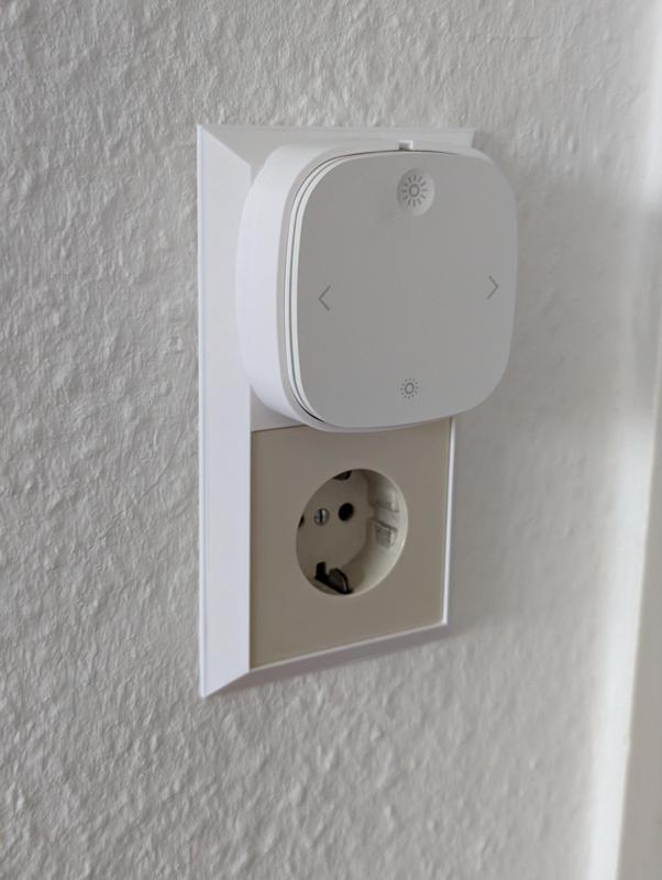 Lichtschalter IKEA STYRBAR + Steckdose / Lightswitch IKEA STYRBAR + power socket - JUNG
