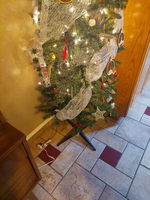 Random Christmas Tree Leg