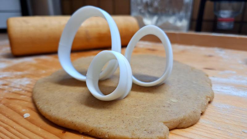 Gebäck-Ausstecher, Ei (die wirklich funktionieren) / Cookie cutter (which really work)