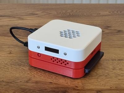 Raspberry Pi 2/3/4 case with power button and oled display
