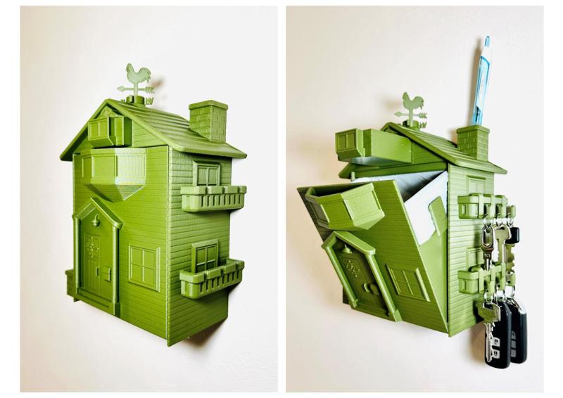 House-Shaped Trash Can