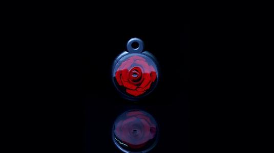 Red Rose Pendant